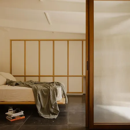 Kipos Mon Repos Anemomylos